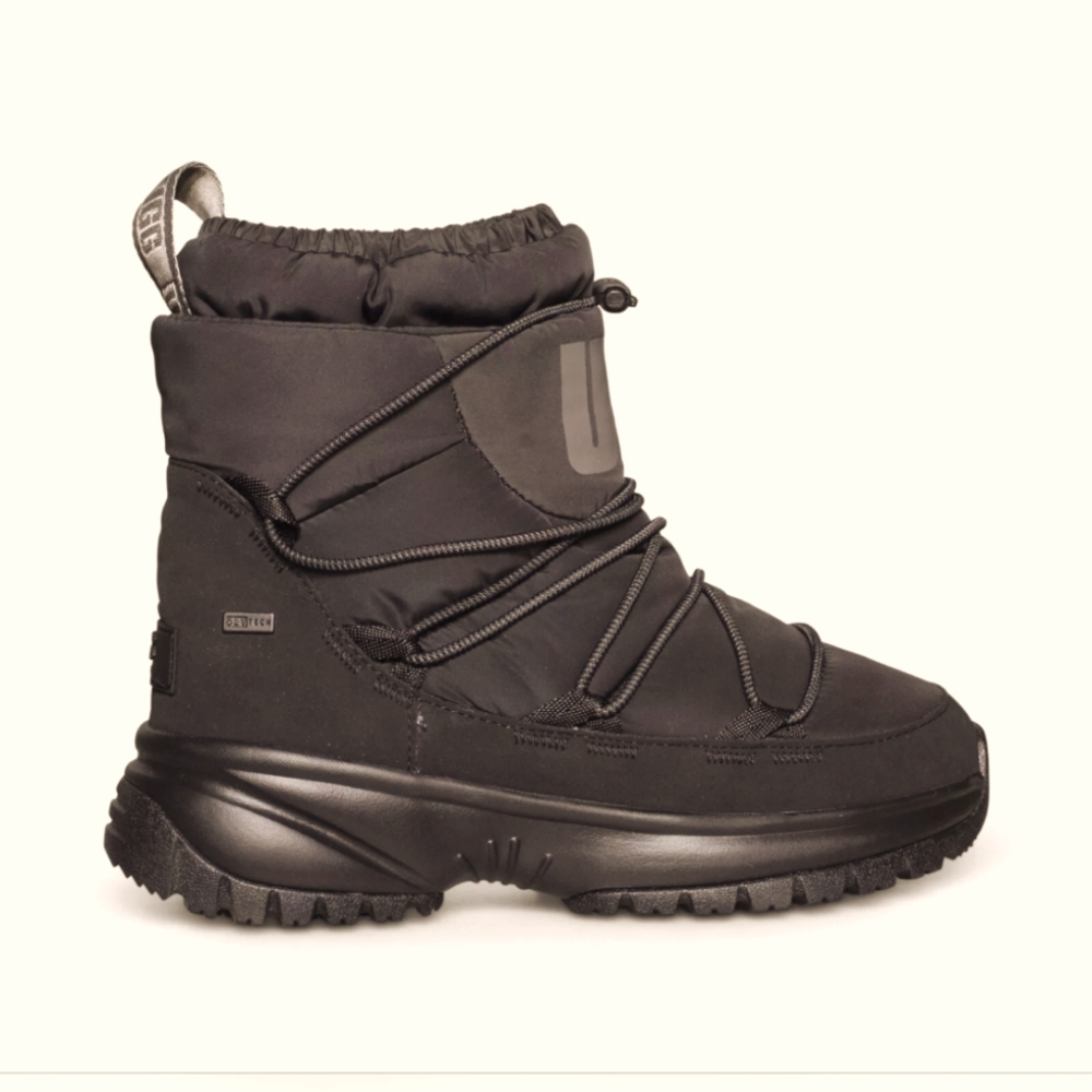 UGG YOSE PUFFER MID BOOTS BLACK SZ 9.5